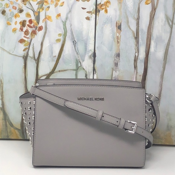 Nwt Michael Kors Selma stud MD messenger crossbody - Picture 3 of 8